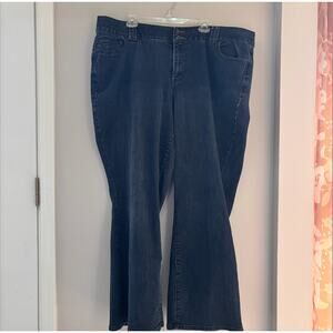 Lane Bryant distinctly boot jeans size 24 average